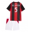 Maillot de football Réplique AC Milan Koni De Winter #5 Domicile Enfant 2026-27 Manche Courte (+ Pantalon court)