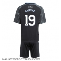 Maillot de football Réplique Aston Villa Jadon Sancho #19 Extérieur Enfant 2025-26 Manche Courte (+ Pantalon court)