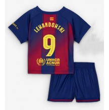 Maillot de football Réplique Barcelona Robert Lewandowski #9 Domicile Enfant 2025-26 Manche Courte (+ Pantalon court)
