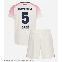 Maillot de football Réplique Bayer Leverkusen Loic Bade #5 Extérieur Enfant 2025-26 Manche Courte (+ Pantalon court)