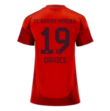Maillot de football Réplique Bayern Munich Alphonso Davies #19 Domicile Femme 2024-25 Manche Courte