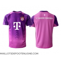 Maillot de football Réplique Bayern Munich Gardien de but Troisième 2025-26 Manche Courte