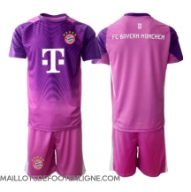 Maillot de football Réplique Bayern Munich Gardien de but Troisième Enfant 2025-26 Manche Courte (+ Pantalon court)
