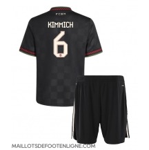 Maillot de football Réplique Bayern Munich Joshua Kimmich #6 Troisième Enfant 2025-26 Manche Courte (+ Pantalon court)