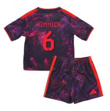 Maillot de football Réplique Bayern Munich Joshua Kimmich #6 Troisième Enfant 2026-27 Manche Courte (+ Pantalon court)