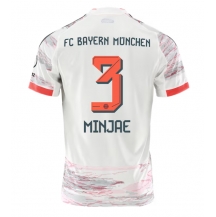 Maillot de football Réplique Bayern Munich Kim Min-jae #3 Extérieur 2025-26 Manche Courte