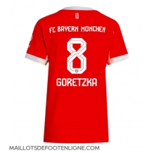 Maillot de football Réplique Bayern Munich Leon Goretzka #8 Domicile Femme 2025-26 Manche Courte
