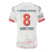 Maillot de football Réplique Bayern Munich Leon Goretzka #8 Extérieur Femme 2025-26 Manche Courte