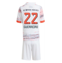 Maillot de football Réplique Bayern Munich Raphael Guerreiro #22 Extérieur Enfant 2025-26 Manche Courte (+ Pantalon court)