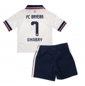 Maillot de football Réplique Bayern Munich Serge Gnabry #7 Extérieur Enfant 2026-27 Manche Courte (+ Pantalon court)