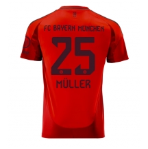 Maillot de football Réplique Bayern Munich Thomas Muller #25 Domicile 2024-25 Manche Courte