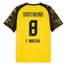 Maillot de football Réplique Borussia Dortmund Felix Nmecha #8 Domicile 2025-26 Manche Courte