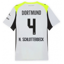 Maillot de football Réplique Borussia Dortmund Nico Schlotterbeck #4 Extérieur 2025-26 Manche Courte