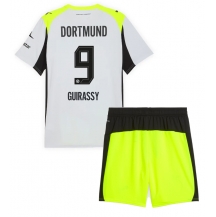 Maillot de football Réplique Borussia Dortmund Serhou Guirassy #9 Extérieur Enfant 2025-26 Manche Courte (+ Pantalon court)