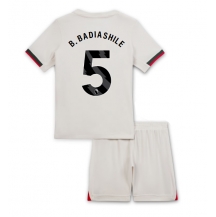 Maillot de football Réplique Chelsea Benoit Badiashile #5 Extérieur Enfant 2025-26 Manche Courte (+ Pantalon court)