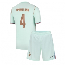 Maillot de football Réplique France Dayot Upamecano #4 Extérieur Enfant Mondial 2026 Manche Courte (+ Pantalon court)