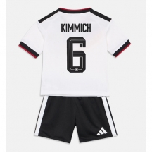 Maillot de football Réplique Germany Joshua Kimmich #6 Domicile Enfant Mondial 2026 Manche Courte (+ Pantalon court)