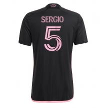 Maillot de football Réplique Inter Miami Sergio Busquets #5 Extérieur 2024-25 Manche Courte