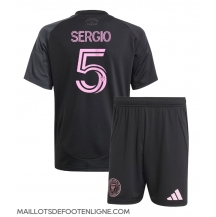 Maillot de football Réplique Inter Miami Sergio Busquets #5 Extérieur Enfant 2025-26 Manche Courte (+ Pantalon court)