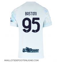 Maillot de football Réplique Inter Milan Alessandro Bastoni #95 Extérieur 2025-26 Manche Courte