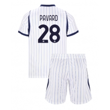 Maillot de football Réplique Inter Milan Benjamin Pavard #28 Extérieur Enfant 2026-27 Manche Courte (+ Pantalon court)
