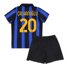 Maillot de football Réplique Inter Milan Hakan Calhanoglu #20 Domicile Enfant 2026-27 Manche Courte (+ Pantalon court)