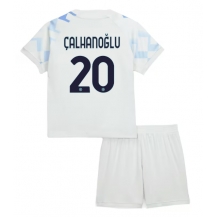 Maillot de football Réplique Inter Milan Hakan Calhanoglu #20 Extérieur Enfant 2025-26 Manche Courte (+ Pantalon court)