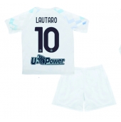 Maillot de football Réplique Inter Milan Lautaro Martinez #10 Extérieur Enfant 2025-26 Manche Courte (+ Pantalon court)