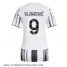 Maillot de football Réplique Juventus Dusan Vlahovic #9 Domicile Femme 2025-26 Manche Courte