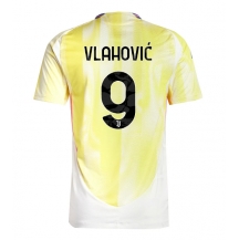 Maillot de football Réplique Juventus Dusan Vlahovic #9 Extérieur 2024-25 Manche Courte