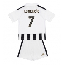 Maillot de football Réplique Juventus Francisco Conceicao #7 Domicile Enfant 2026-27 Manche Courte (+ Pantalon court)