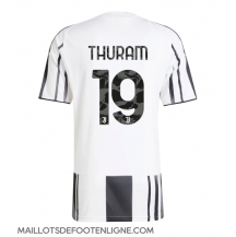 Maillot de football Réplique Juventus Khephren Thuram #19 Domicile 2025-26 Manche Courte