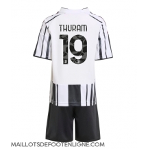 Maillot de football Réplique Juventus Khephren Thuram #19 Domicile Enfant 2025-26 Manche Courte (+ Pantalon court)