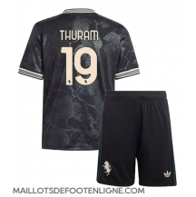 Maillot de football Réplique Juventus Khephren Thuram #19 Troisième Enfant 2025-26 Manche Courte (+ Pantalon court)