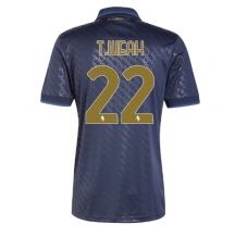 Maillot de football Réplique Juventus Timothy Weah #22 Troisième 2024-25 Manche Courte