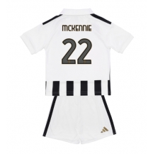 Maillot de football Réplique Juventus Weston McKennie #22 Domicile Enfant 2026-27 Manche Courte (+ Pantalon court)