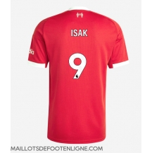 Maillot de football Réplique Liverpool Alexander Isak #9 Domicile 2025-26 Manche Courte