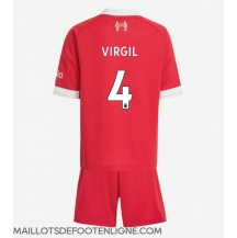 Maillot de football Réplique Liverpool Virgil van Dijk #4 Domicile Enfant 2025-26 Manche Courte (+ Pantalon court)