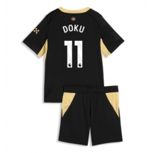 Maillot de football Réplique Manchester City Jeremy Doku #11 Extérieur Enfant 2026-27 Manche Courte (+ Pantalon court)