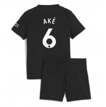 Maillot de football Réplique Manchester City Nathan Ake #6 Extérieur Enfant 2025-26 Manche Courte (+ Pantalon court)