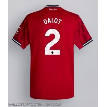 Maillot de football Réplique Manchester United Diogo Dalot #2 Domicile 2025-26 Manche Courte