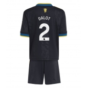 Maillot de football Réplique Manchester United Diogo Dalot #2 Troisième Enfant 2025-26 Manche Courte (+ Pantalon court)