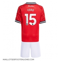 Maillot de football Réplique Manchester United Leny Yoro #15 Domicile Enfant 2025-26 Manche Courte (+ Pantalon court)