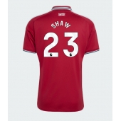 Maillot de football Réplique Manchester United Luke Shaw #23 Domicile 2026-27 Manche Courte