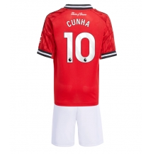 Maillot de football Réplique Manchester United Matheus Cunha #10 Domicile Enfant 2025-26 Manche Courte (+ Pantalon court)