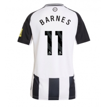 Maillot de football Réplique Newcastle United Harvey Barnes #11 Domicile Femme 2024-25 Manche Courte