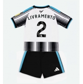 Maillot de football Réplique Newcastle United Tino Livramento #2 Domicile Enfant 2026-27 Manche Courte (+ Pantalon court)
