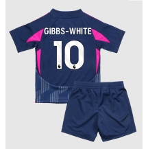Maillot de football Réplique Nottingham Forest Morgan Gibbs-White #10 Extérieur Enfant 2024-25 Manche Courte (+ Pantalon court)