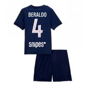 Maillot de football Réplique Paris Saint-Germain Lucas Beraldo #4 Domicile Enfant 2025-26 Manche Courte (+ Pantalon court)