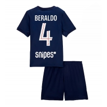 Maillot de football Réplique Paris Saint-Germain Lucas Beraldo #4 Domicile Enfant 2025-26 Manche Courte (+ Pantalon court)